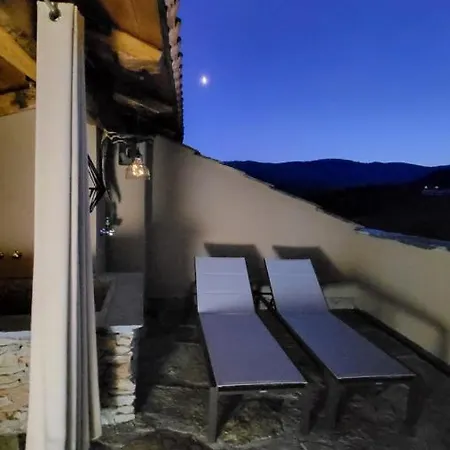 La Terrazza Naturas Con Romantica Mini Piscina Calda Sui Tetti * Rossana