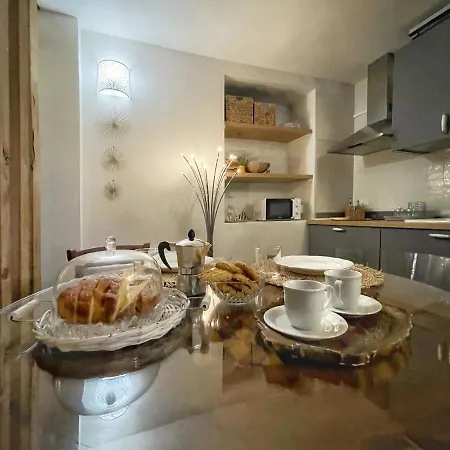 Apartment La Terrazza Naturas Con Romantica Mini Piscina Calda Sui Tetti