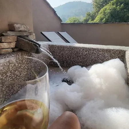 La Terrazza Naturas Con Romantica Mini Piscina Calda Sui Tetti *