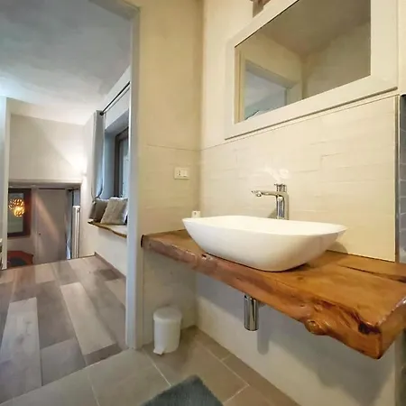 Lägenhet La Terrazza Naturas Con Romantica Mini Piscina Climatizzata Sui Tetti *